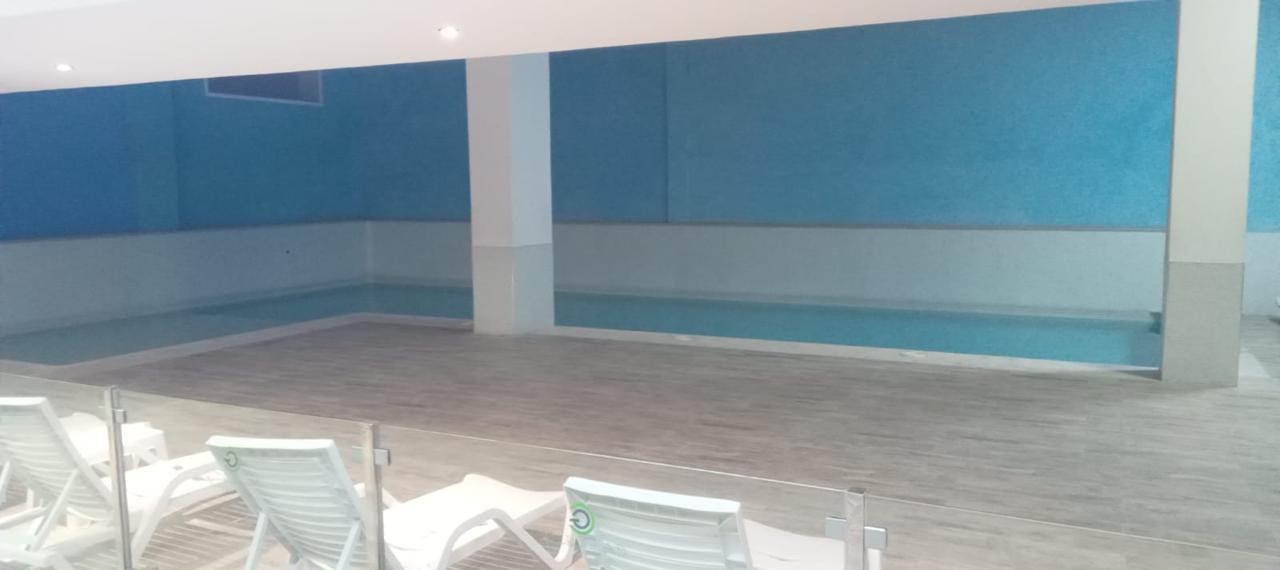 APPARTEMENT SPACIEUX  - HIVERNAGE