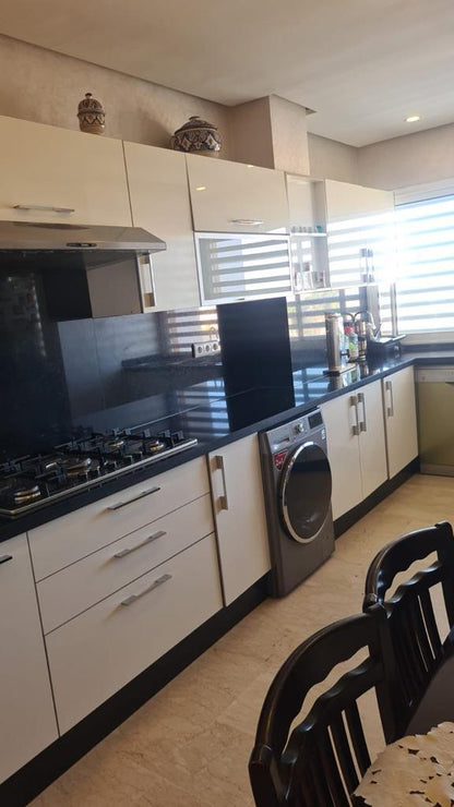 APPARTEMENT SPACIEUX  - HIVERNAGE