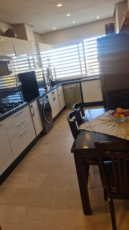 APPARTEMENT SPACIEUX  - HIVERNAGE