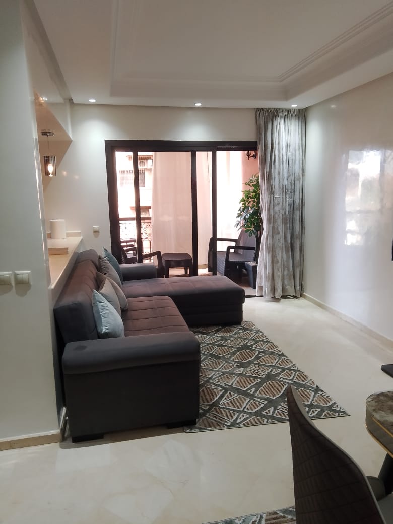 BEL APPARTEMENT AU CŒUR DU TRIANGLE D’OR – GUÉLIZ