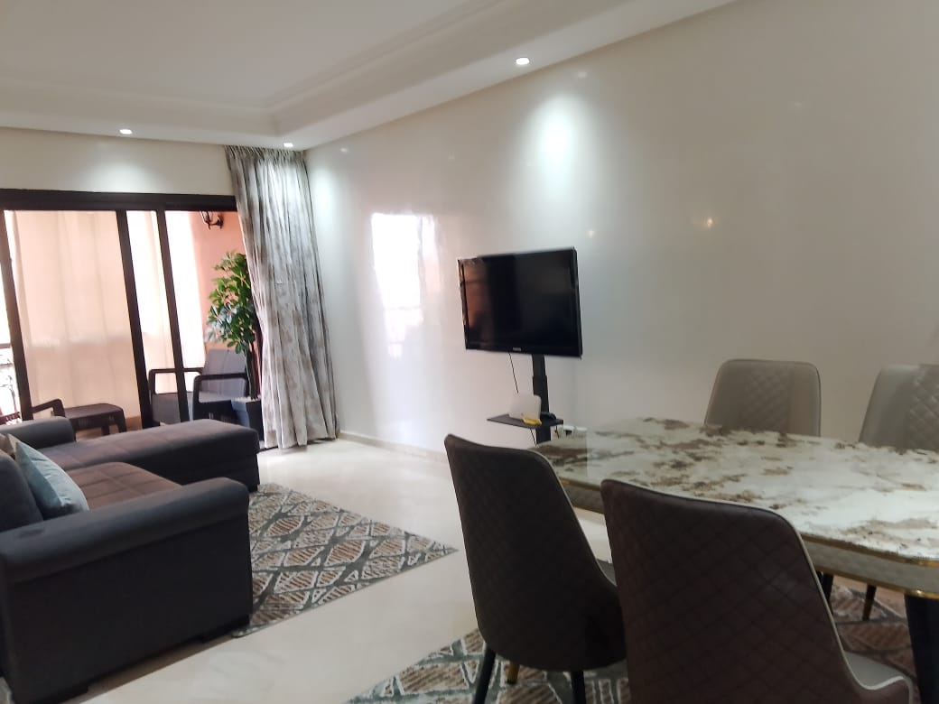 BEL APPARTEMENT AU CŒUR DU TRIANGLE D’OR – GUÉLIZ